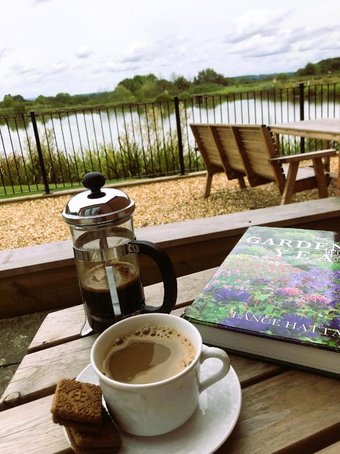 Bransford Farm Fishery & B & B エクステリア 写真